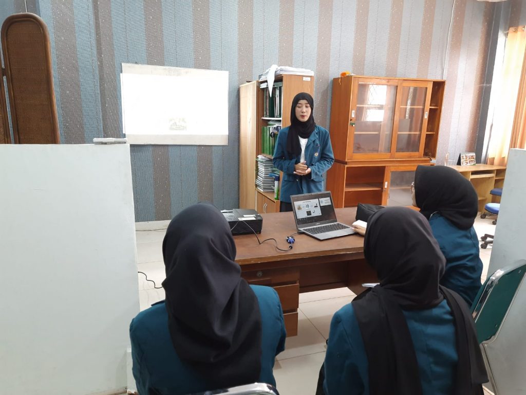 Mahasiswa Jurusan Ilmu Tanah Angkatan 2021 Melakukan Ujian Akhir Kegiatan Praktik Umum